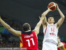 梅德韦杰夫赛后谦逊发言登热搜，利雅得新月险胜新疆男篮引发热议的简单介绍